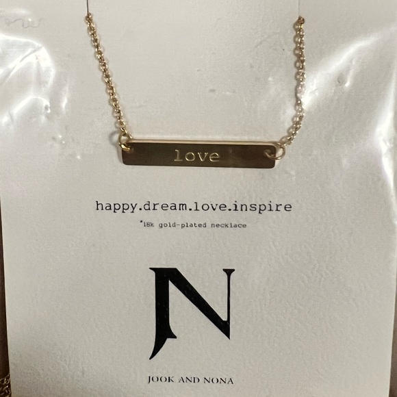 NWT Jook And Nona “Love” Tag necklace, 18 k Gold Plated - Picture 8 of 10